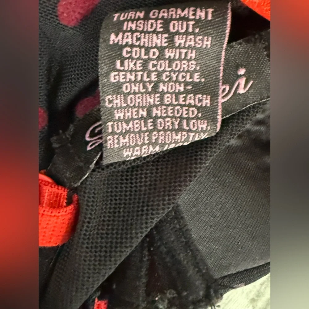 Per Lei black + red mesh babydoll lingerie top w/ lace and flocked hearts